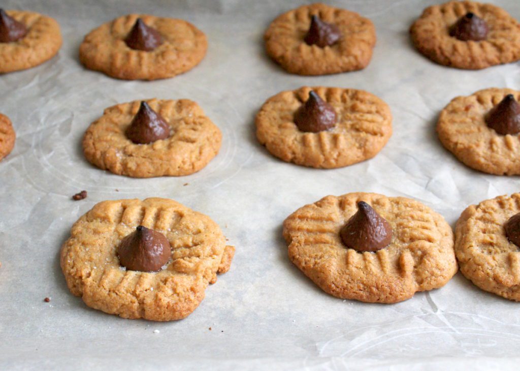 lauren gleisberg's healthy peanut butter blossom cookie recipe