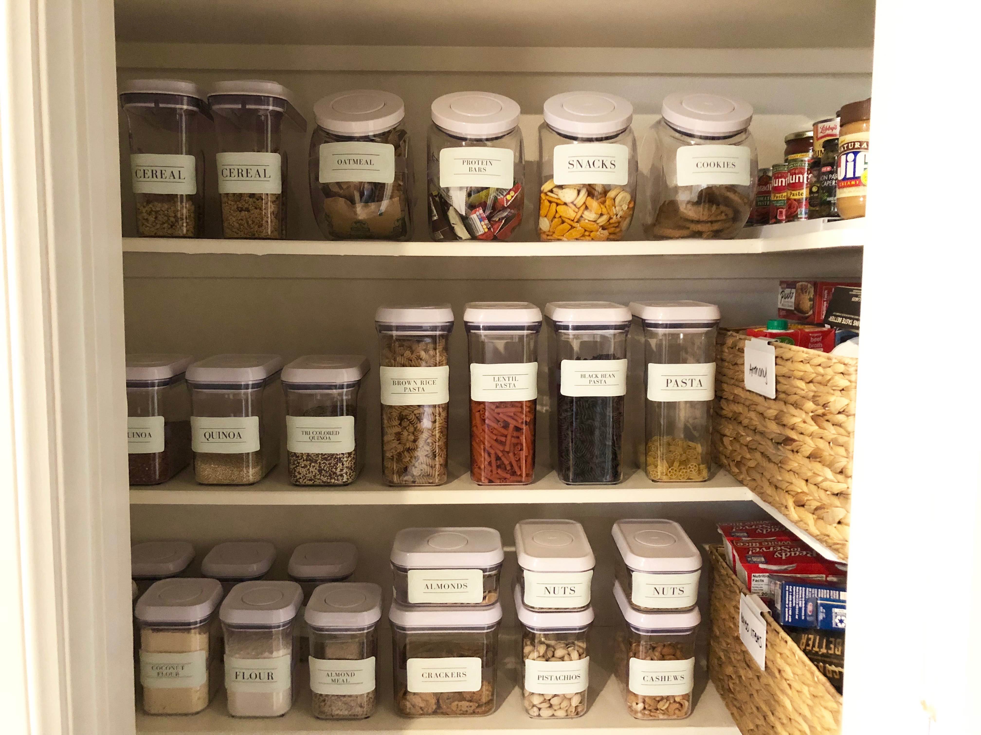 I found the best way to label KITCHEN & PANTRY JARS, 8 NO COST Ideas