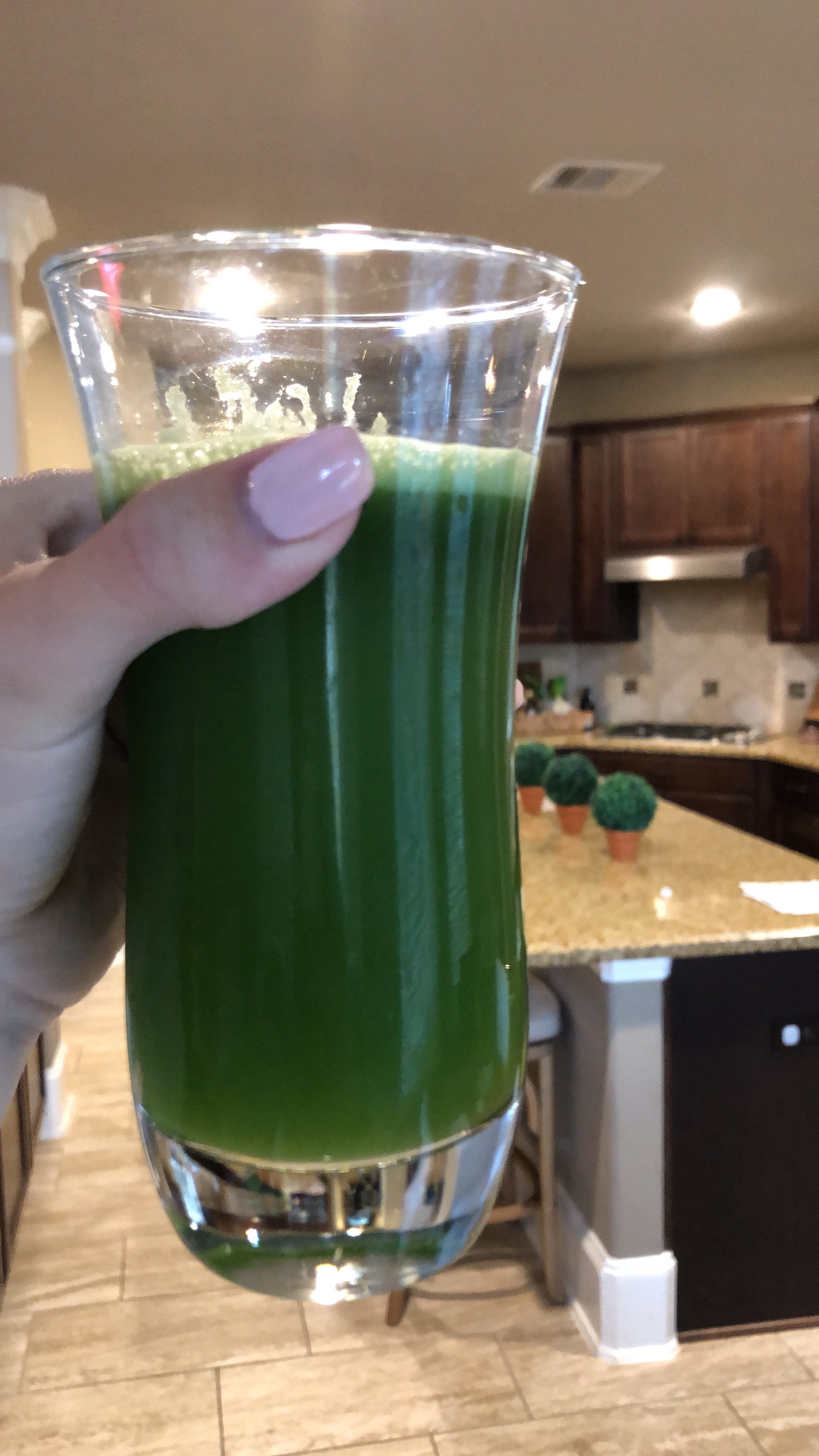 celery juice benefits lauren gleisberg
